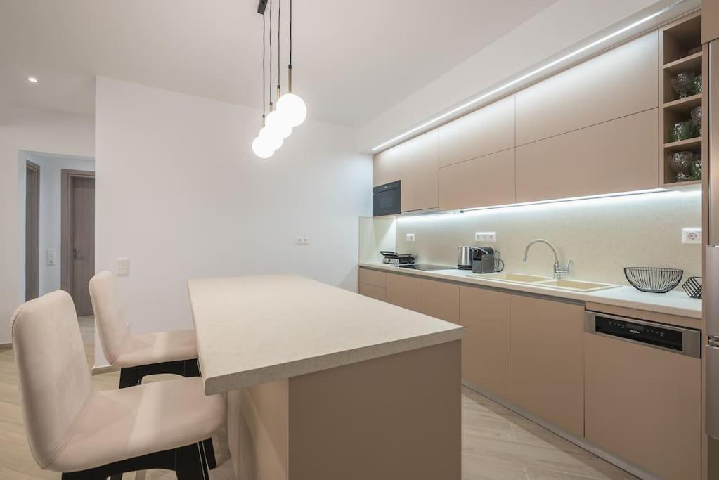 Apartment Acropolis Diamond *