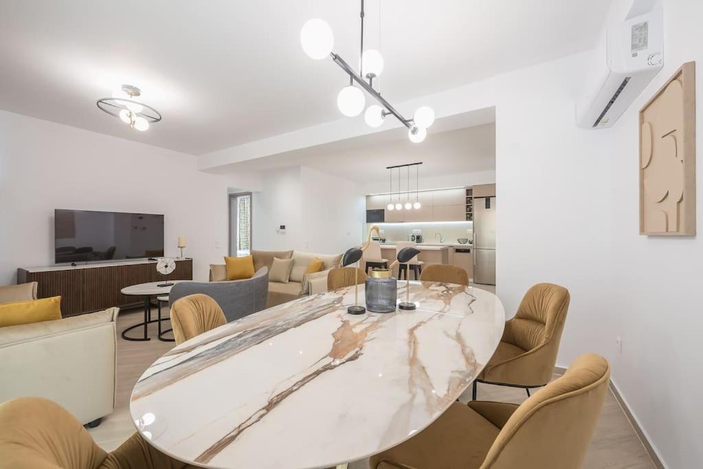 Acropolis Diamond Apartment *
